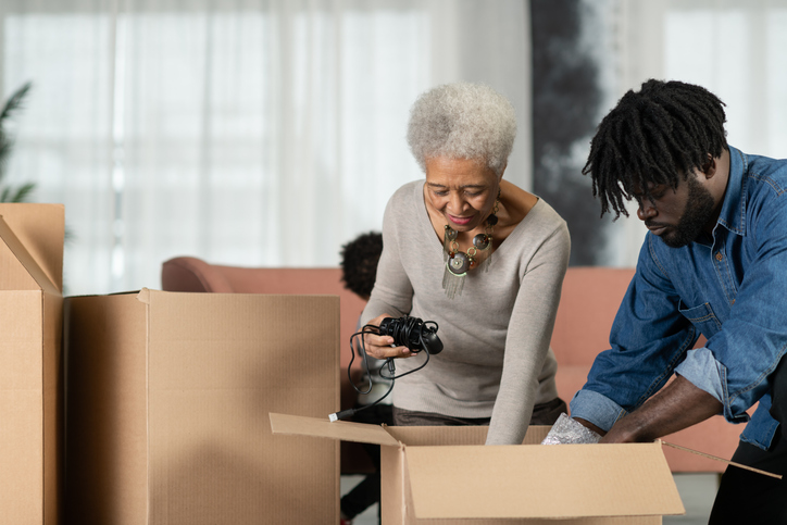 Best Moving Practices for Seniors Relocating in the South Hills